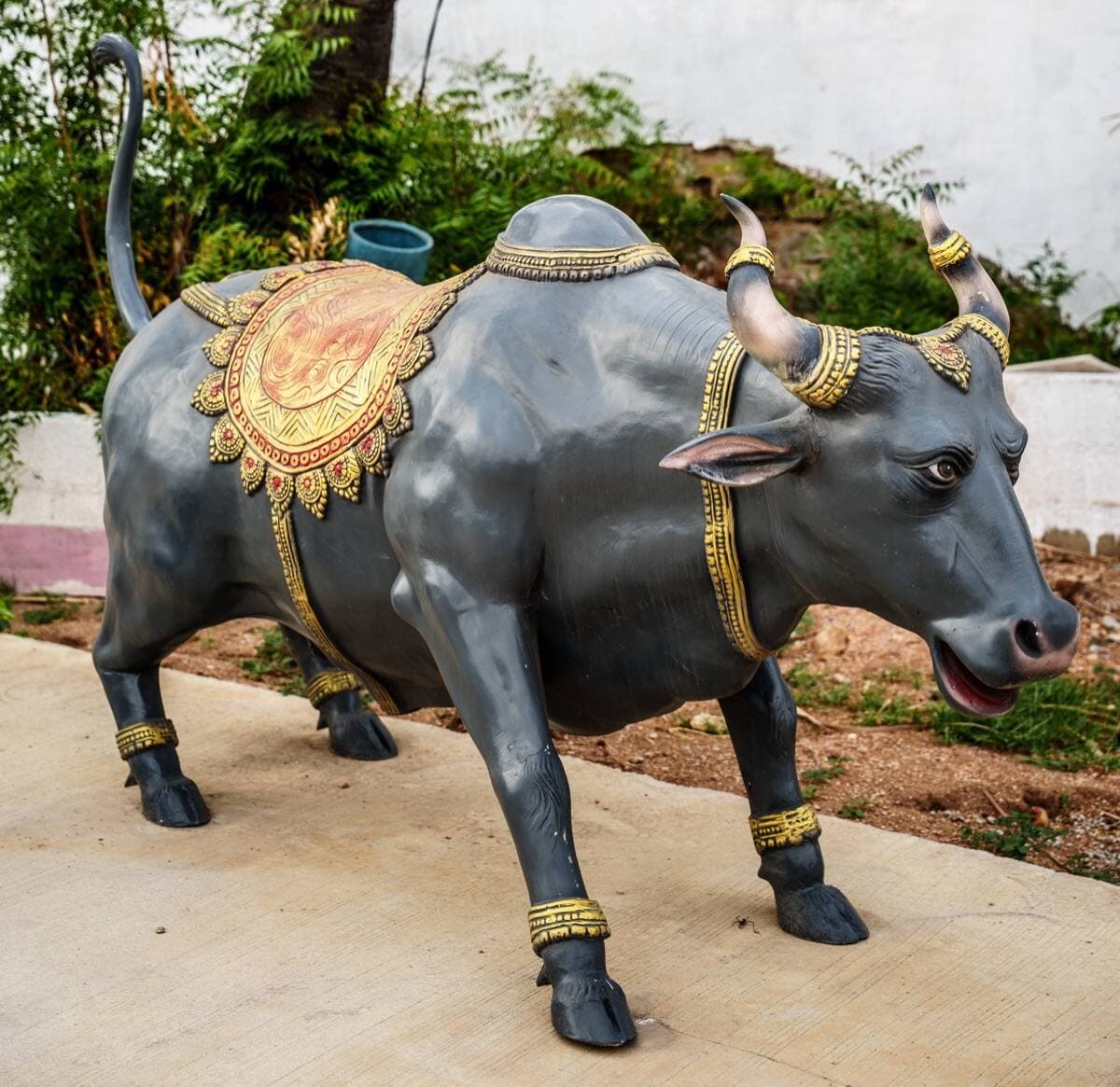 Handcrafted Animal Sculpture — Piece 13
